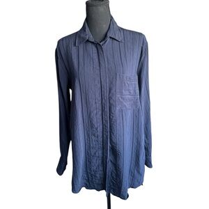 Ann Taylor Textured Navy Button Down Shirt L Rayon Blend Minimalist Workwear H17